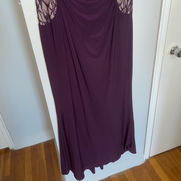 R&M Richards Purple Gown - Picture 10 of 12